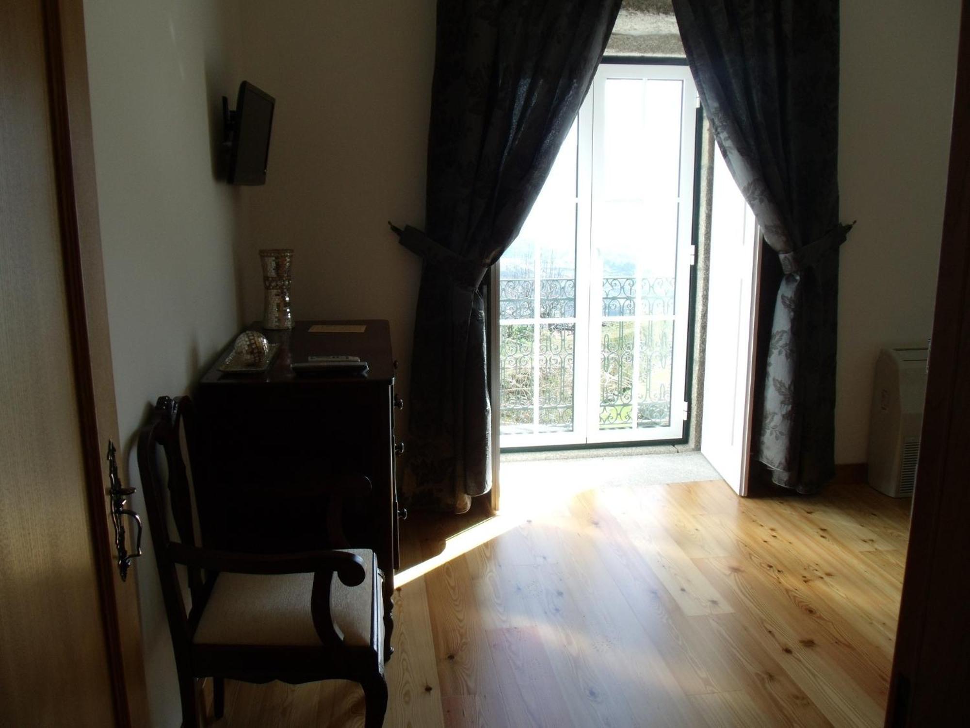 Quinta Da Casa Grande Pinheiro Guest House Baiao Ngoại thất bức ảnh