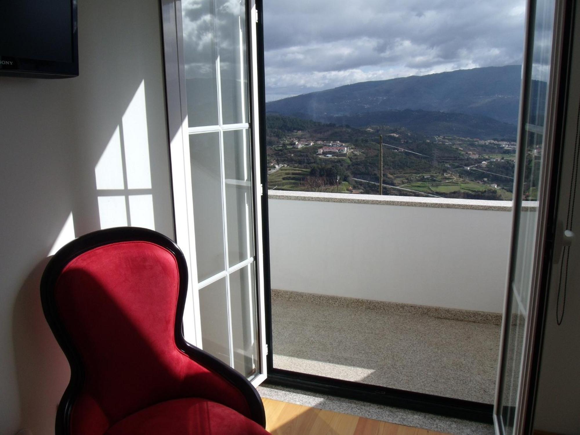 Quinta Da Casa Grande Pinheiro Guest House Baiao Ngoại thất bức ảnh